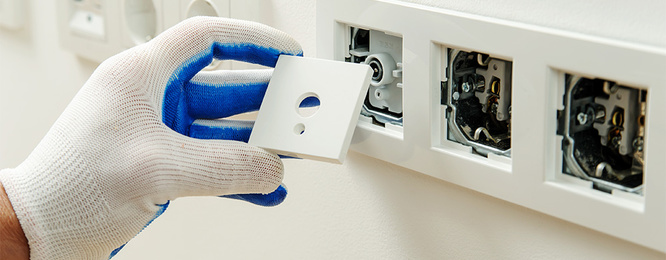 Elektro­installation bei Elektro-Brüderle GmbH in Bodenheim