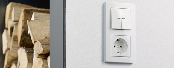 JUNG KNX Taster F 10 bei Elektro-Brüderle GmbH in Bodenheim