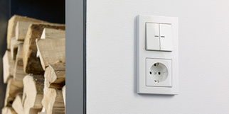 JUNG KNX Taster F 10 bei Elektro-Brüderle GmbH in Bodenheim