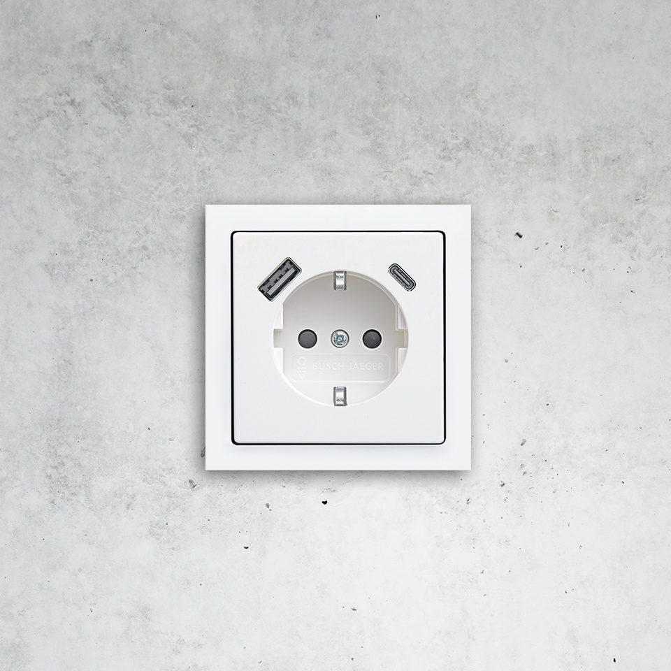 Busch-Jaeger – SCHUKO® USB socket outlet